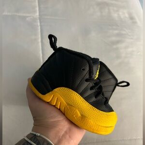Jordan 12s 5c